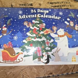 24 Days Advent Calendar with Polar Bear and Christmas Tree